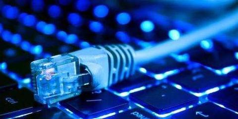 中国网民规模突破8.29亿 学生群体领跑互联网使用